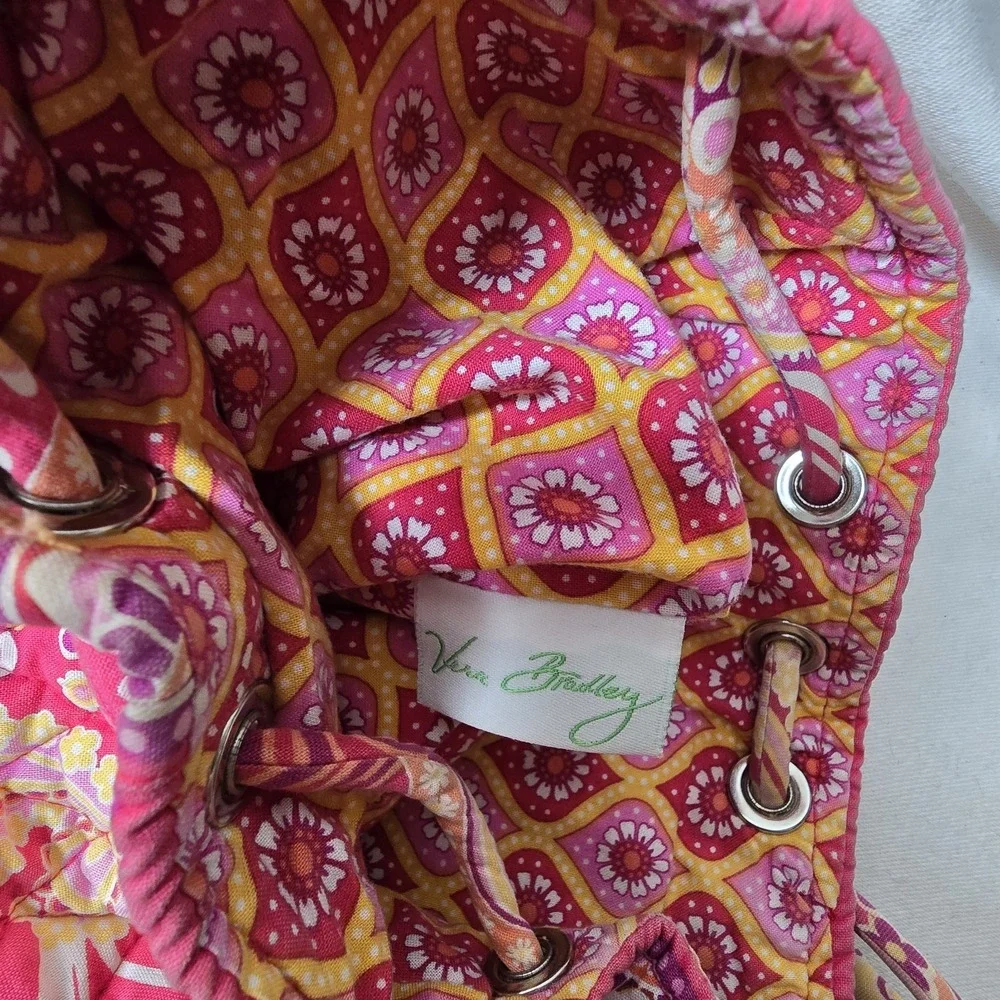 Vera Bradley Raspberry Fizz Drawstring Backpack Cinch Tote Pink Red Paisley 2008